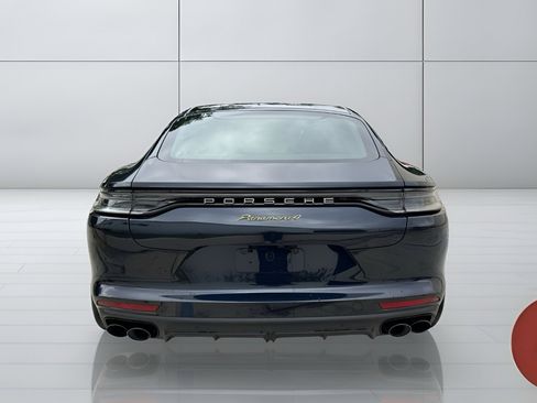 Used 2023 Porsche Panamera 4 Platinum Edition AWD/4WD image 8