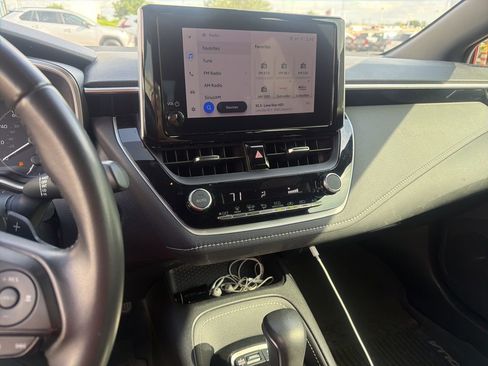 Used 2023 Toyota Corolla SE image 8