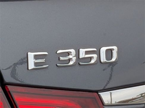 Used 2016 Mercedes-Benz E 350 Sedan w/ Premium Package image 12