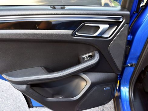 Used 2017 Porsche Macan S w/ Premium Package Plus image 33