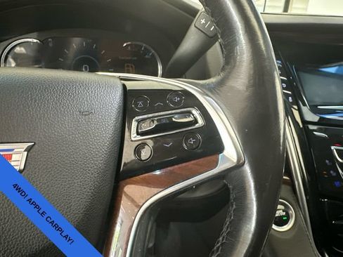 Used 2019 Cadillac Escalade Luxury AWD/4WD image 16