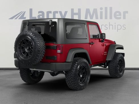 Used 2013 Jeep Wrangler Rubicon w/ Dual Top Group AWD/4WD image 2