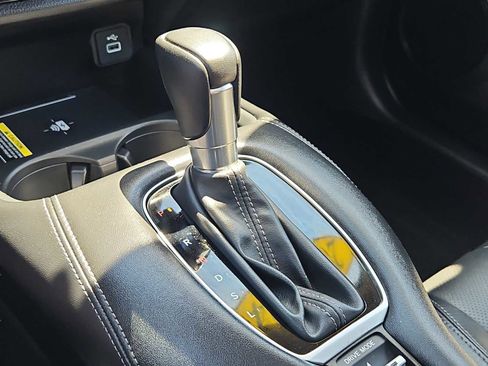 Certified 2024 Honda HR-V EX-L image 27