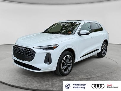 Used 2025 Audi Q5 Premium w/ Convenience Package