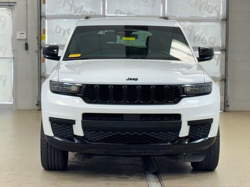 Used 2021 Jeep Grand Cherokee L Laredo AWD/4WD image 2