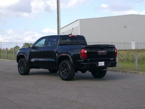 New 2025 GMC Canyon Elevation w/ Convenience Package image 14