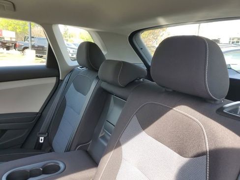 Certified 2025 Volkswagen Taos S image 10