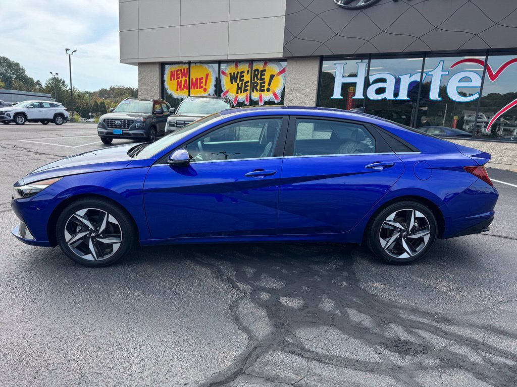 Used 2023 Hyundai Elantra Limited FWD image 8