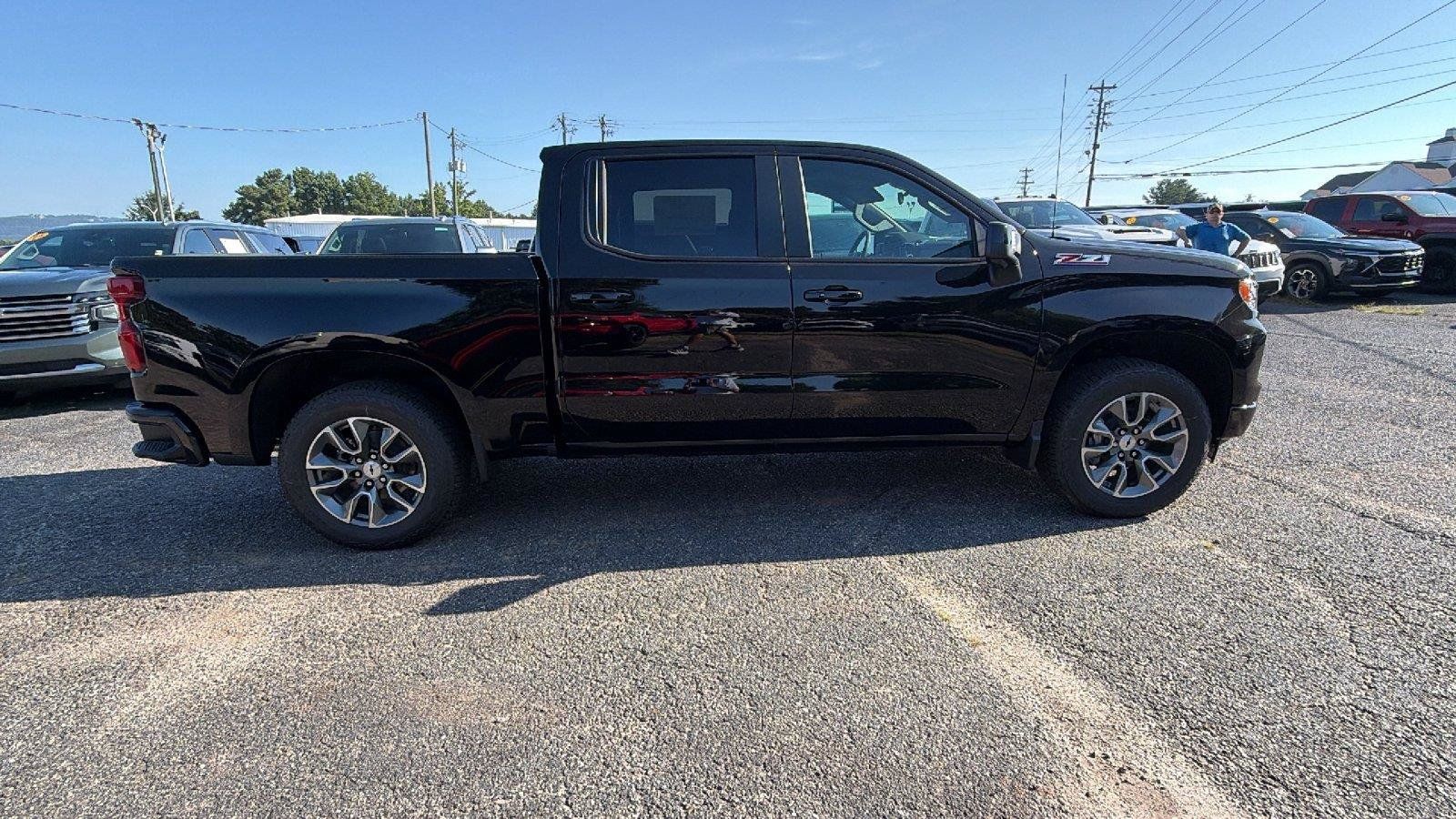 New 2026 Chevrolet Silverado 1500 RST w/ RST All Star Premium Package AWD/4WD image 4