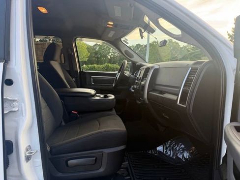 Used 2019 RAM 1500 Classic Warlock AWD/4WD image 29