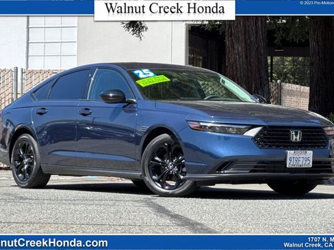 Used 2025 Honda Accord SE image 1