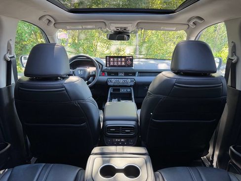 New 2026 Honda Pilot Elite image 6