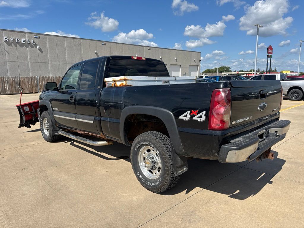 Used 2003 Chevrolet Silverado 2500 LT AWD/4WD image 9