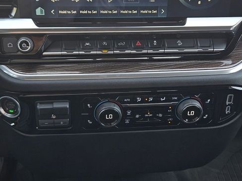 Used 2026 Chevrolet Silverado 1500 LT w/ Z71 Off-Road Package image 33