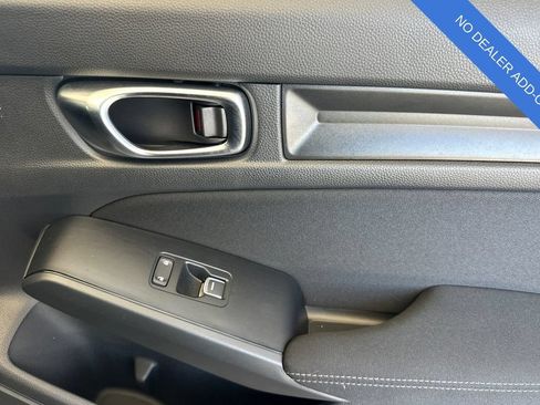Used 2025 Honda Civic Sport image 18