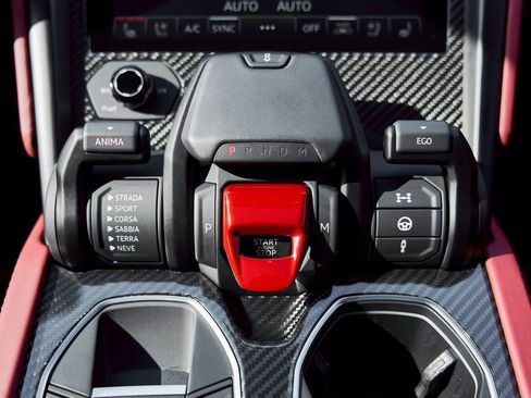 Used 2024 Lamborghini Urus S image 72