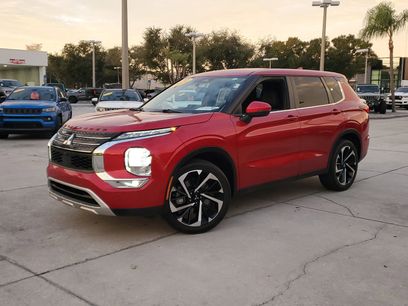 Used 2024 Mitsubishi Outlander SE