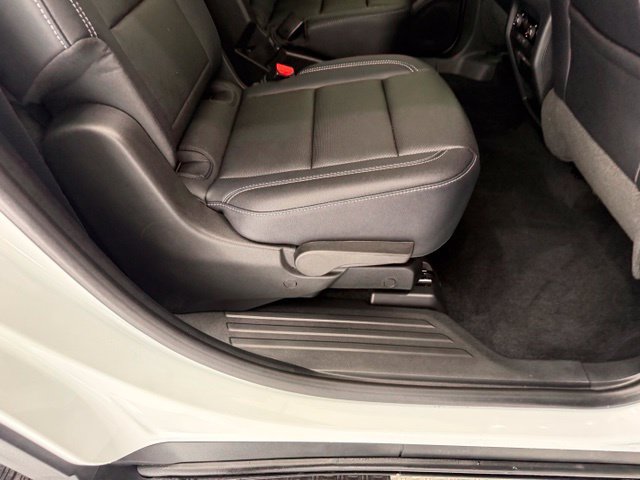 New 2026 Chevrolet Traverse LT w/ Driver Confidence Package AWD/4WD image 29