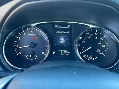 Used 2016 Nissan Rogue S w/ S Family Package image 30