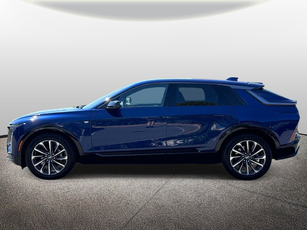 Certified 2024 Cadillac Lyriq Sport AWD/4WD image 3