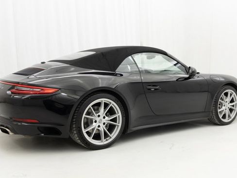 Used 2017 Porsche 911 Carrera 4 image 37