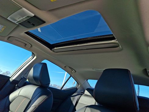 Used 2019 Nissan Altima 2.5 SR w/ SR Premium Package image 14