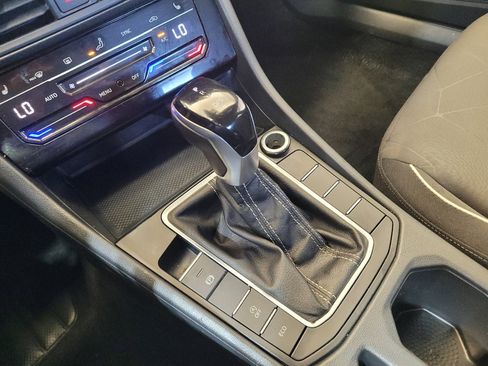 Used 2025 Volkswagen Jetta Sport FWD image 26