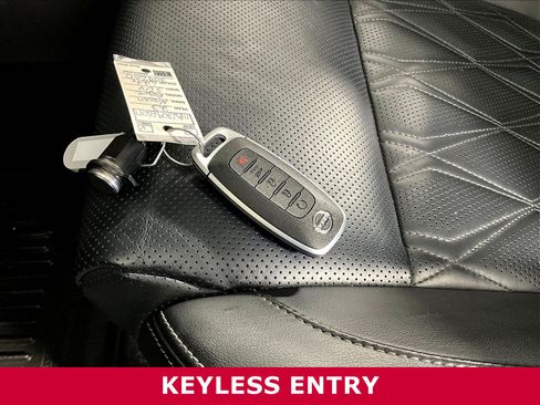 Used 2023 Nissan Rogue Platinum w/ Platinum Premium Package AWD/4WD image 35