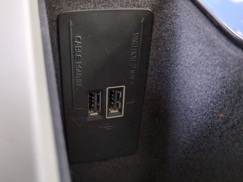 Used 2019 Volvo XC60 T5 Momentum w/ Premium Package image 23