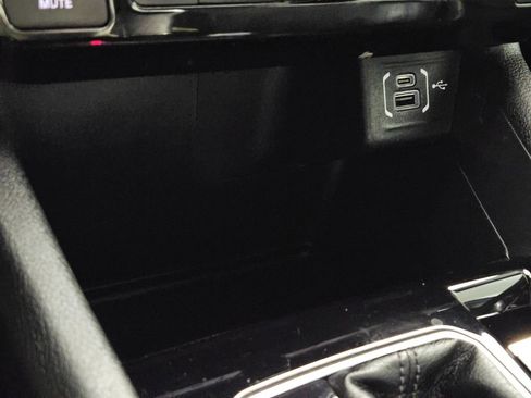 Used 2024 Jeep Compass Latitude AWD/4WD image 12