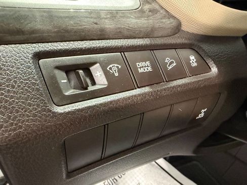 Used 2017 Hyundai Santa Fe Sport image 26