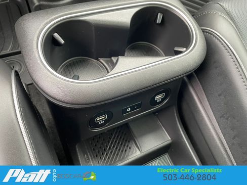 Used 2023 Hyundai Ioniq 5 Limited AWD/4WD image 32
