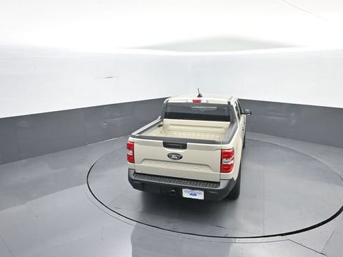 Certified 2025 Ford Maverick XL FWD image 29