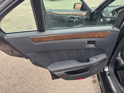 Used 2014 Mercedes-Benz E 550 E 550 Sport image 18