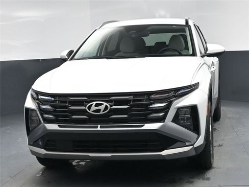 Certified 2025 Hyundai Tucson SEL image 19