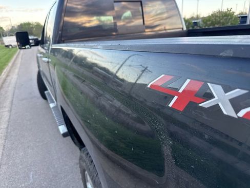 Used 2018 Chevrolet Silverado 2500 High Country w/ Duramax Plus Package AWD/4WD image 20