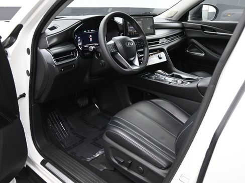 Used 2023 INFINITI QX60 Luxe w/ Performance Audio Package FWD image 2