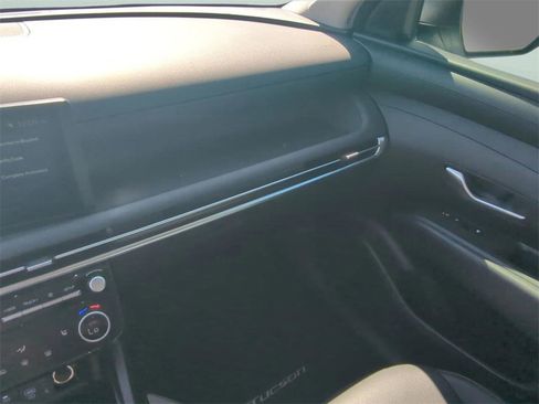 Used 2025 Hyundai Tucson SEL image 17