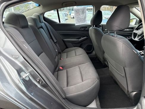Used 2023 Nissan Altima 2.5 SV image 10