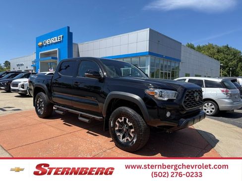 Used 2023 Toyota Tacoma TRD Off-Road AWD/4WD image 1