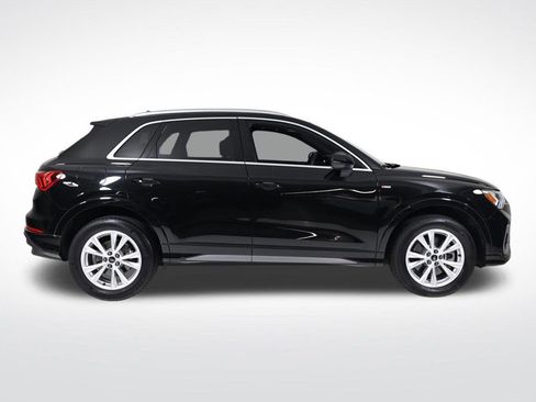 Used 2024 Audi Q3 2.0T Premium w/ Convenience Package image 6