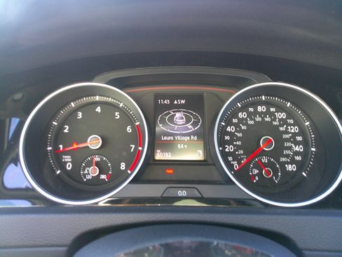 Used 2020 Volkswagen GTI Autobahn image 21