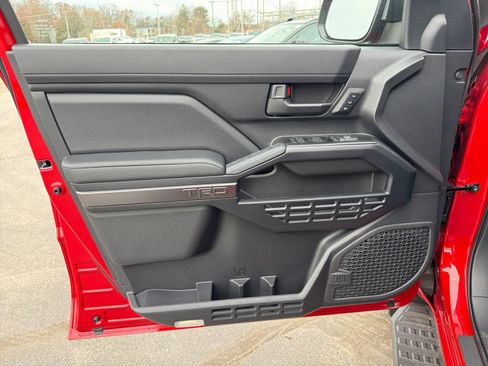 New 2025 Toyota 4Runner TRD Off-Road Premium image 24