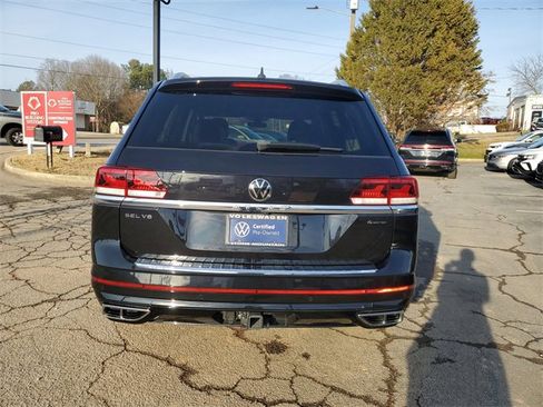 Certified 2023 Volkswagen Atlas SEL Premium image 5