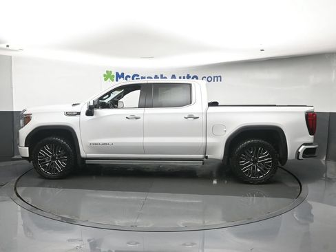 Used 2020 GMC Sierra 1500 Denali w/ Denali Ultimate Package AWD/4WD image 22