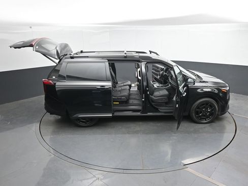 Used 2025 Kia Carnival SX Prestige FWD image 51