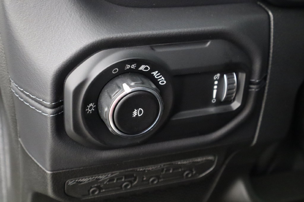 New 2027 Jeep Wrangler Unlimited Sahara AWD/4WD image 23