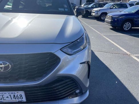 Used 2024 Toyota Highlander XSE image 14