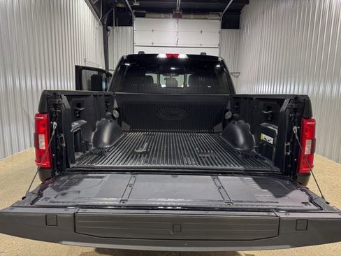 Used 2023 Ford F150 XLT AWD/4WD image 5
