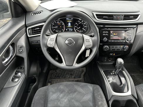 Used 2016 Nissan Rogue S w/ Appearance Package image 12